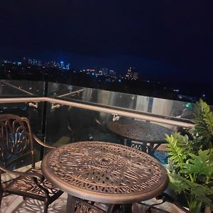 Studio Balcony